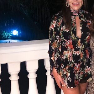 LONG SLEEVE ROMPER